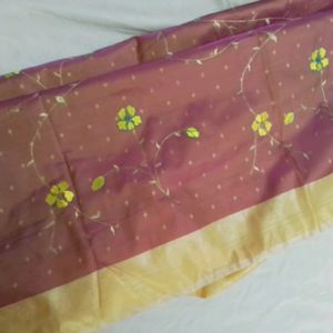 Dual Tone Beautiful Silk Saree