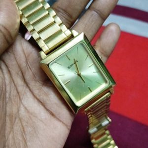 Sonata Men's Golden Chain Watch (Battery Needed)