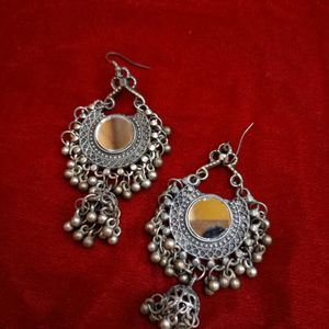 Jhumkas