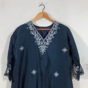 Elegant Navy Blue Emboridered Kurta