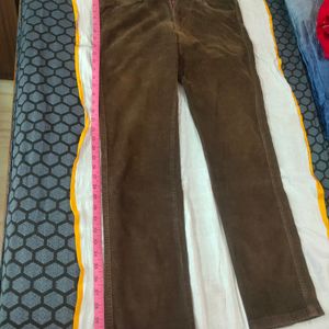 Slim-fit Cortrise Trouser With Brown Colour...Eleg