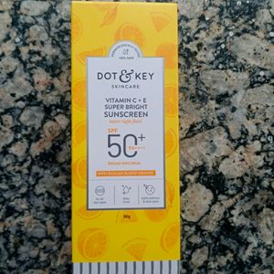 DOT & KEY Vitamin C + E Super Bright Sunscreen Spf 50|Water-Light,UVA/UVB & Blue Light Protection|