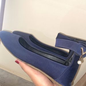 Bellie Blue Colour With Sandil Style 💙