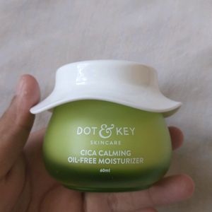 Dot & Key Cica Calming Oil Free Moisturizer