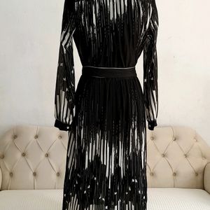 Vintage Sugar Black And White Pleated Dress