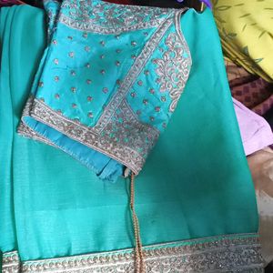 I Am Selling Saree