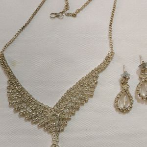 White Stone Very Nice Neck Lace Set