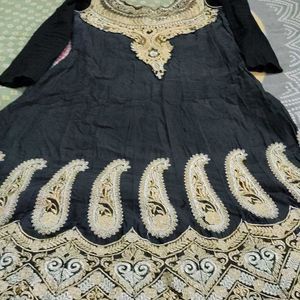 5 Kurti Combos+1patiyala