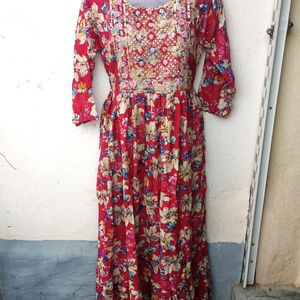 ❤️ Womens Ethnic Wear Dress Or Gown Size Of L ❤️