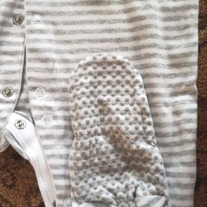 Romper For Kids Full Sleeves With Skid Socks