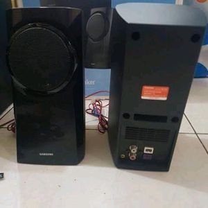 SAMSUNG HW K20 40 Watt 2.1 Speakers