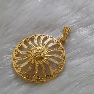 Gold Plated Pendal