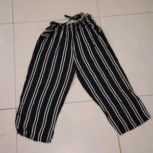 trendy cotton capri