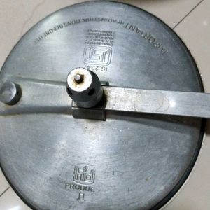 5 Ltr Used Aluminium Cooker