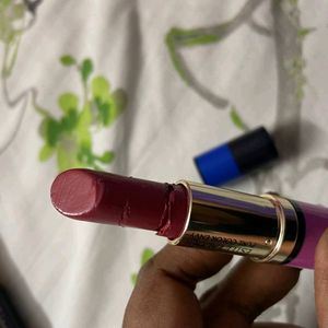 Estee Lauder Lipstick- Fixed Price