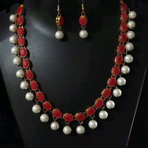 RED KUNDAN SET