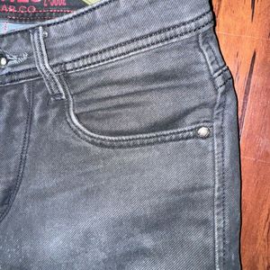 Light black coloured jeans.