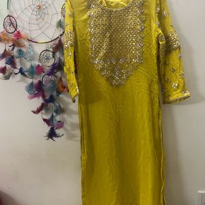 Beautiful Ethnic Yellow Suit