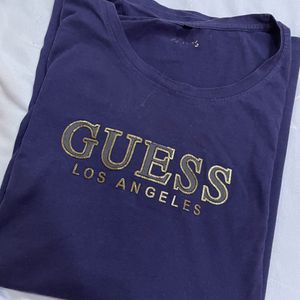 Guess tshirt