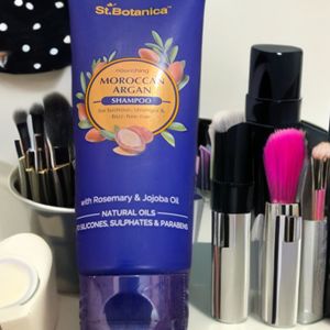 St. Botanica Moroccon Argan & Jojoba Oil Shampoo