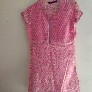 Beautiful Pink Kurti M Size.