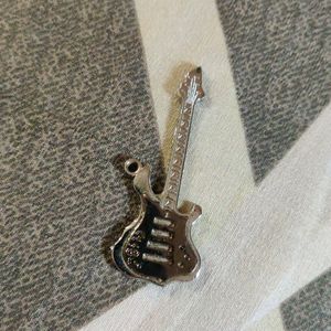 Guitar Keychain