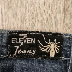 ₹30 OFF DELIVERY/Eleven Jeans Waist 26 Sc0546