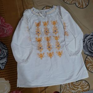 Unused Embroidered Short Top In White Colour