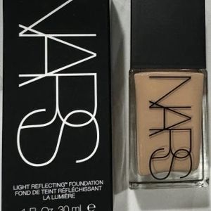 Nars Light Reflecting Foundation