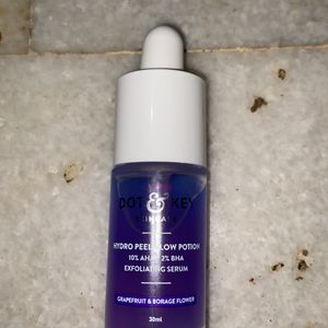 Snail Mucin Serum And Free Dot And Key Serum