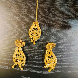 Earings And Mangtika