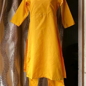 Mustard Yellow Taffeta Silk Kurta Pant Set