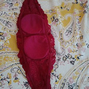 It's unused Lacy Lightly Padded Non-wired Bra with