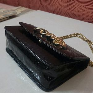 Black Classy Sling Bag