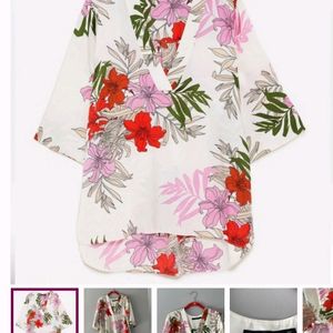 Zara Flowy Floral Print Blouse