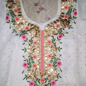 This Georgette Kurta With Salvar and Dupta