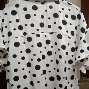 Polka dot..half shirt..with butterfly arms..