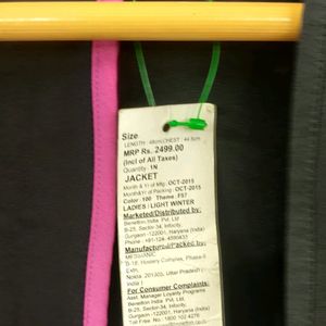 BENETTON BRAND NEW SHRUG