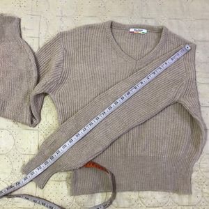 Knitted Nude pullover Bust 34-38