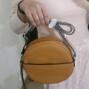 !!! BRAND NEW !!! Sling Bag