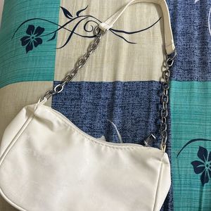 New Savana Sling Bag