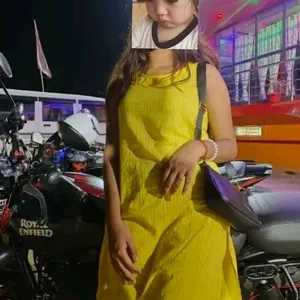 Women's Yellow "Sleeveless'' Kurta 💛