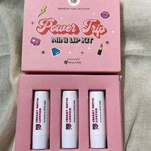 3 In 1 Myglamm Lipsticks Kit