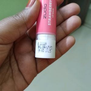 Mama Earth Glow Serum Foundation With Vitamin C & Turmeric, Face Products , Make Up Products, Mama Earth,  Face Serums, Foundation, Lip Balm, Zudio, Lip Product, Face Makeup,