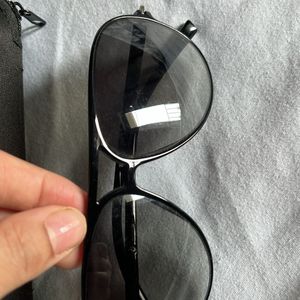 Brand New dressbery sunglasses