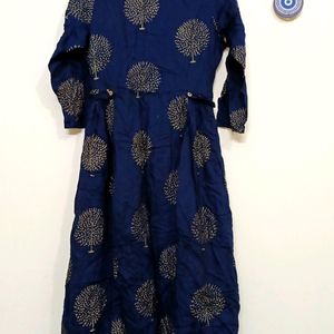 WOMEN'S KURTI IT(25)