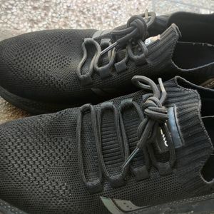 Sports Shoes