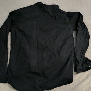 A Men's Black Cotton Shirt