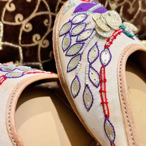 Women Punjabi Flat Footwear