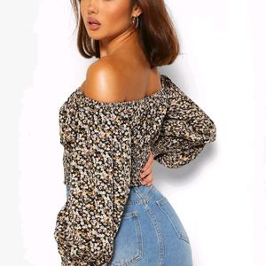 Boohoo Floral Crop Top